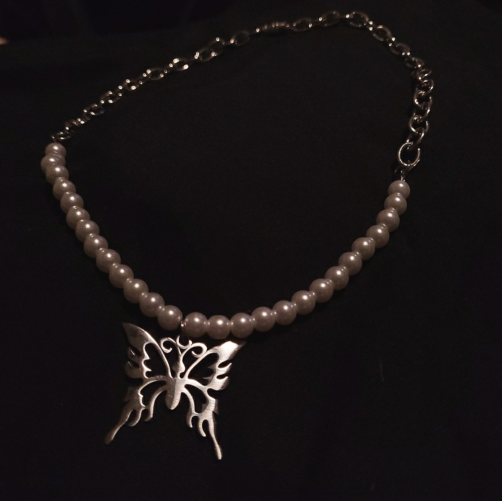 Butterfly pearl and chain necklace